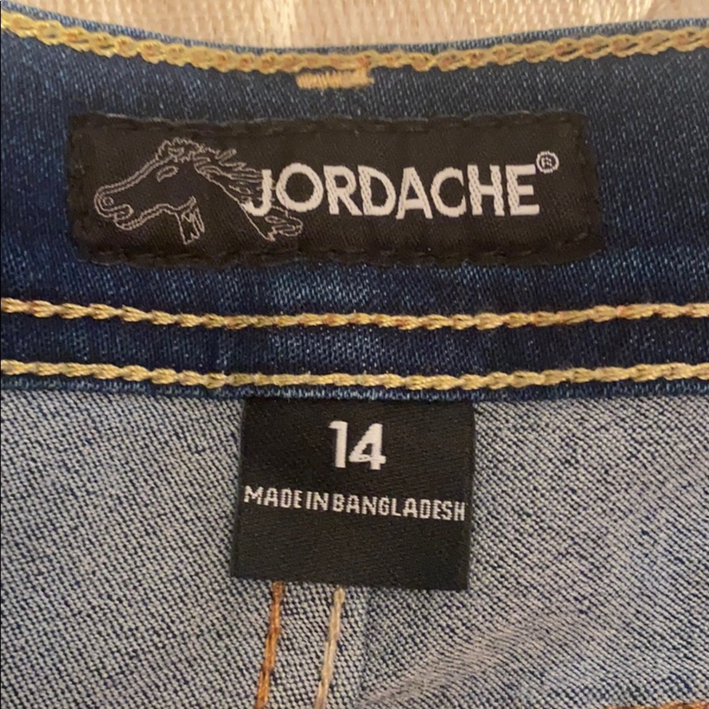 Jean shorts - Picture 2 of 4